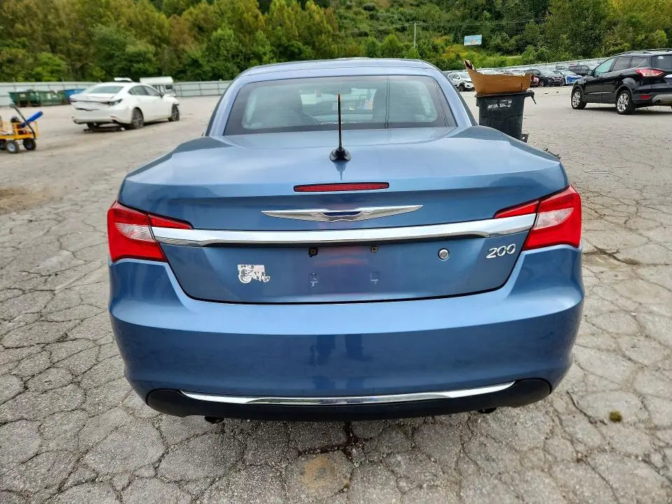 2011 CHRYSLER 200 LIMITED  