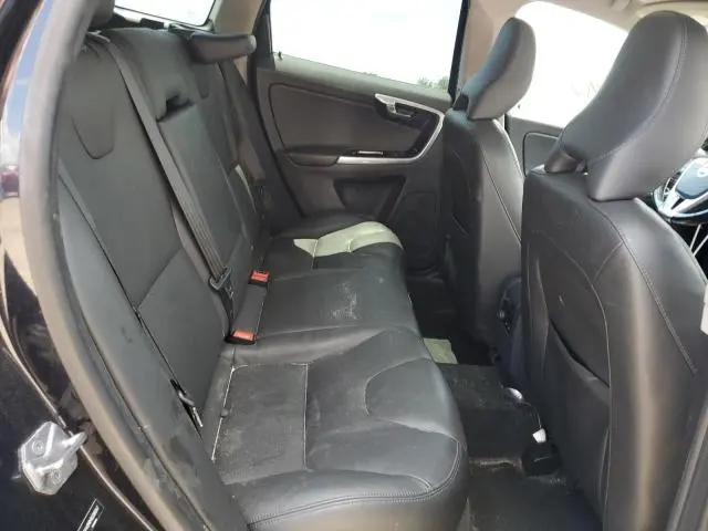 2016 VOLVO XC60 T6 PLATINUM  