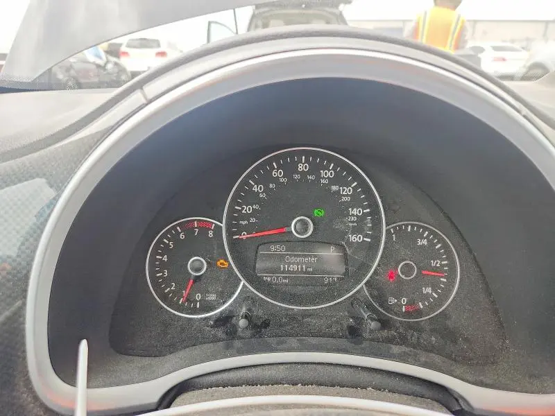 2012 VOLKSWAGEN BEETLE TURBO  