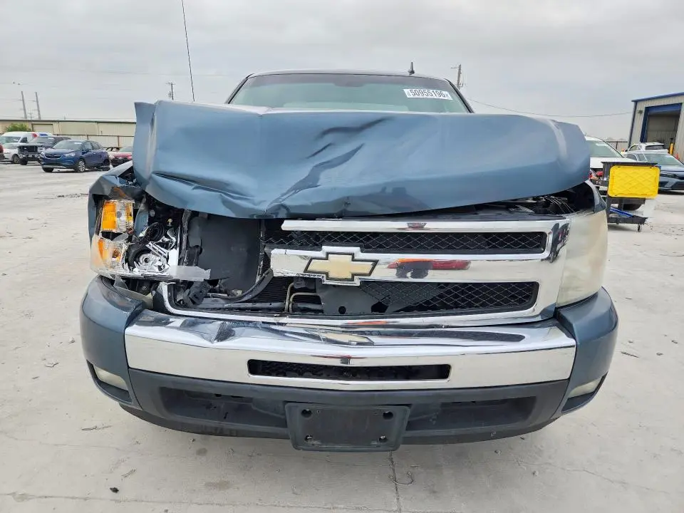 2011 CHEVROLET SILVERADO C1500 LT  