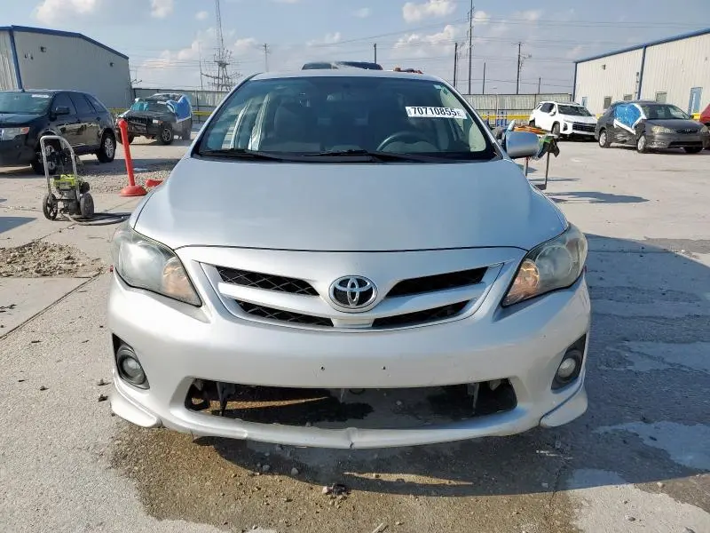 2013 TOYOTA COROLLA BASE  