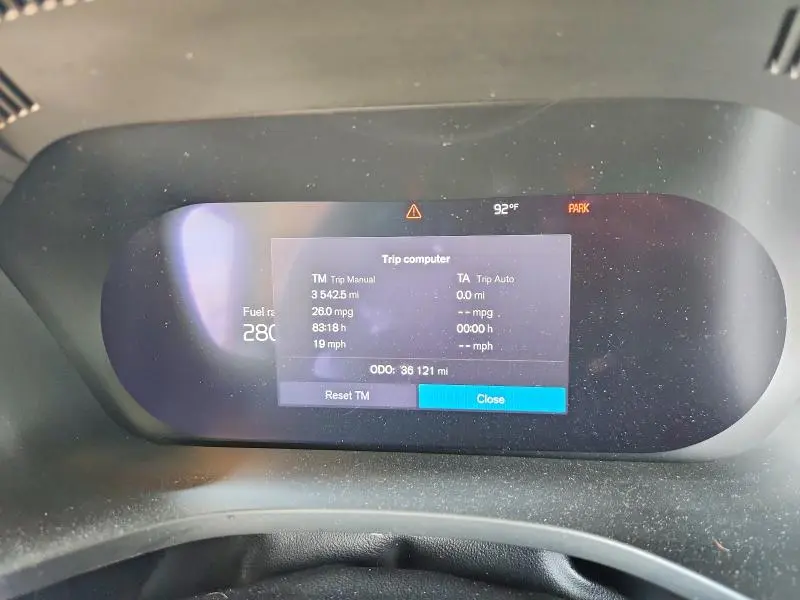 2023 VOLVO XC60 PLUS  