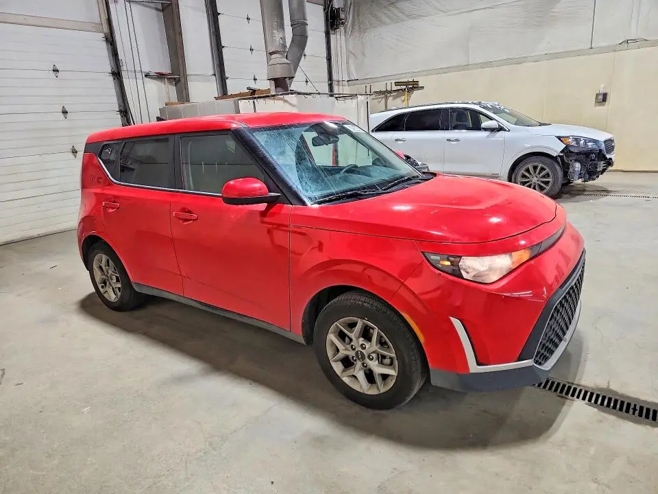 2025 KIA SOUL LX  