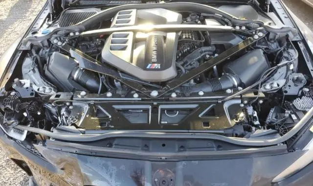 2022 BMW M4 COMPETITION  