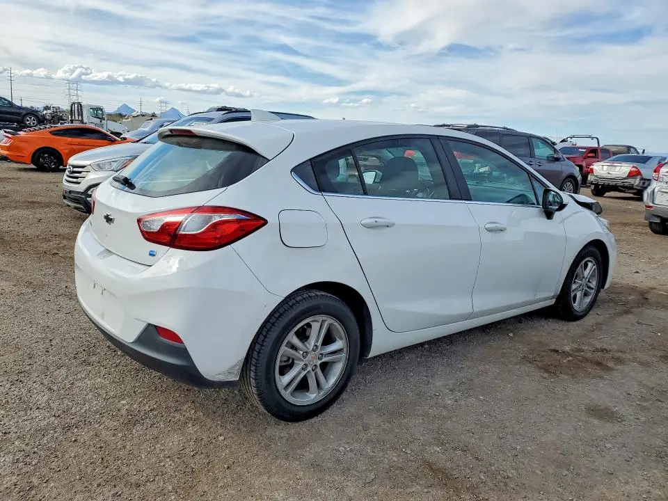 2018 CHEVROLET CRUZE LT  