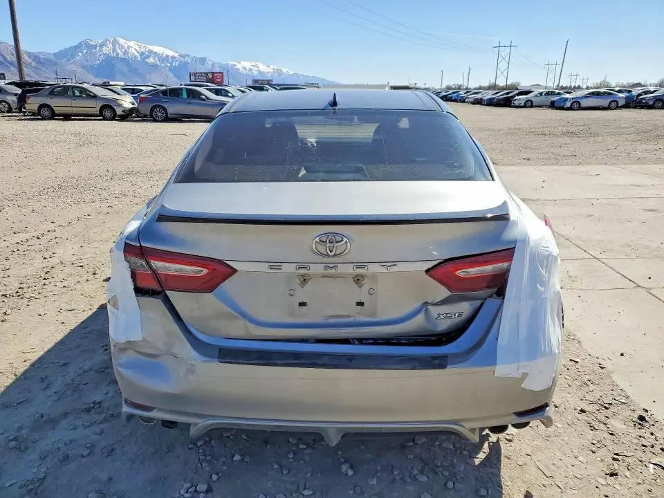 2019 TOYOTA CAMRY XSE  