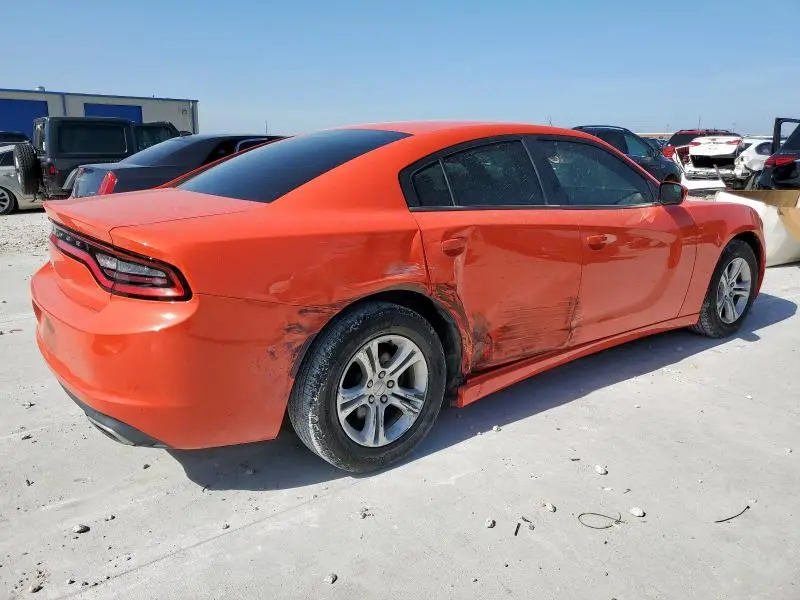2016 DODGE CHARGER SE  