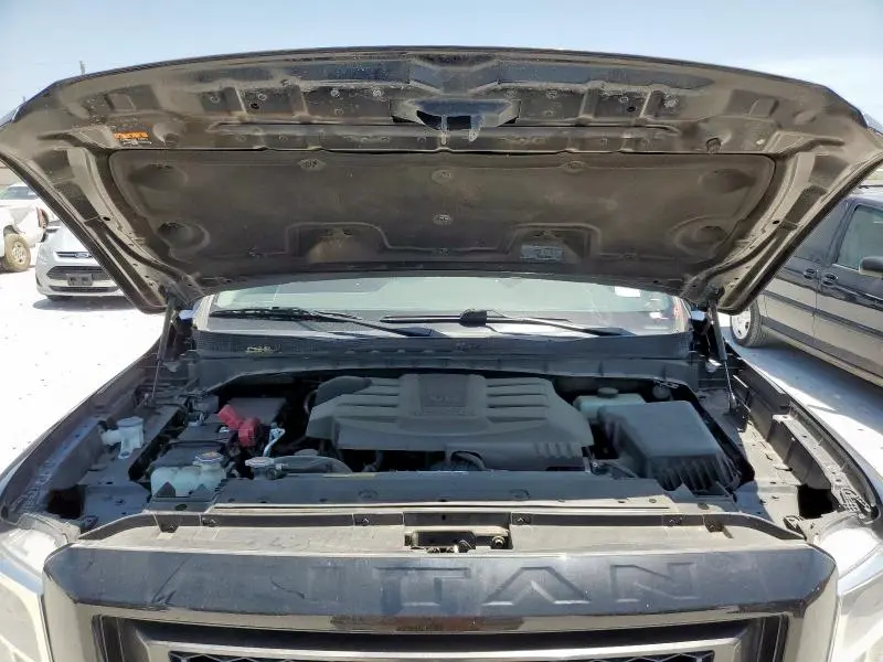 2022 NISSAN TITAN S  