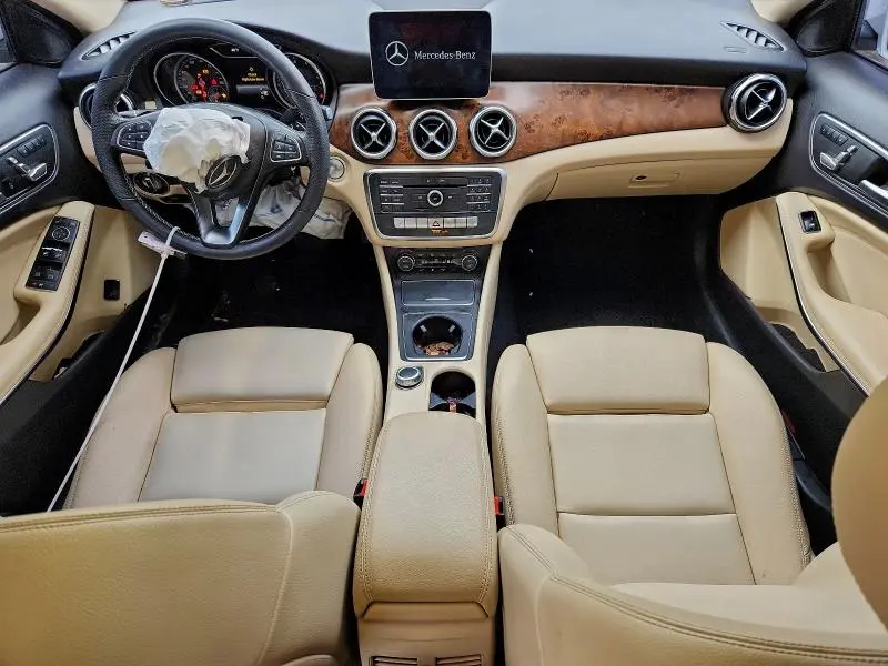 2020 MERCEDES-BENZ GLA 250  