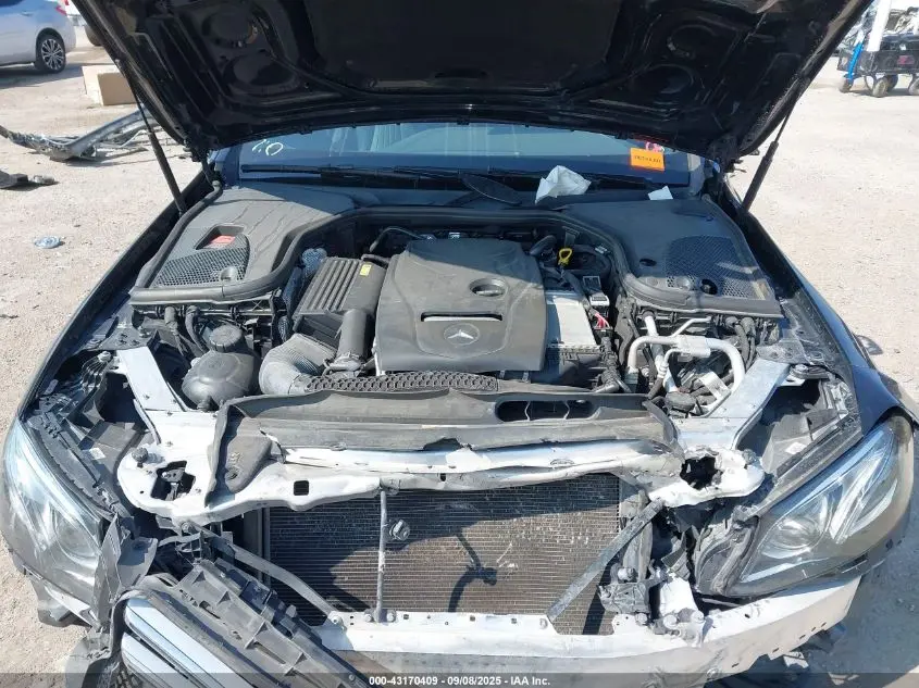 2017 MERCEDES-BENZ E 300  