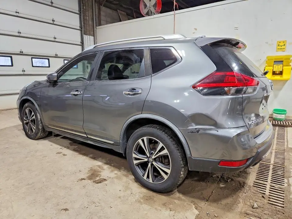2018 NISSAN ROGUE SL  
