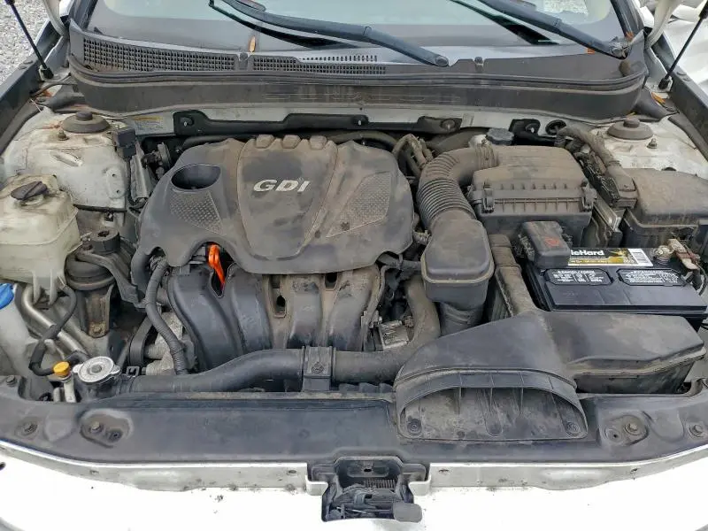 2011 HYUNDAI SONATA GLS  