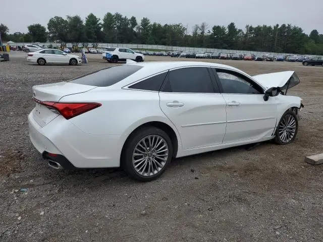 2022 TOYOTA AVALON LIMITED  