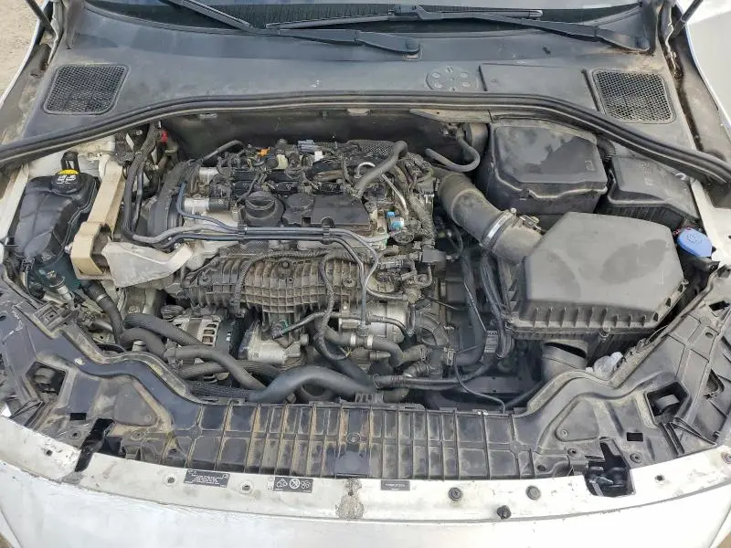 2015 VOLVO S60 PREMIER+  