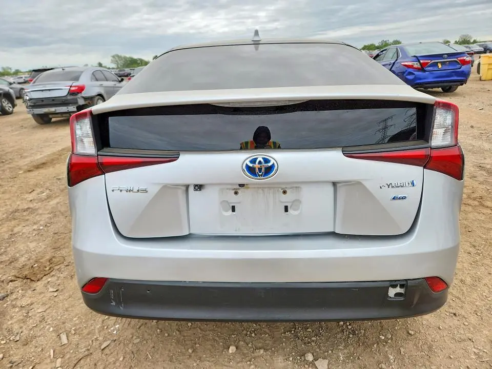 2022 TOYOTA PRIUS   