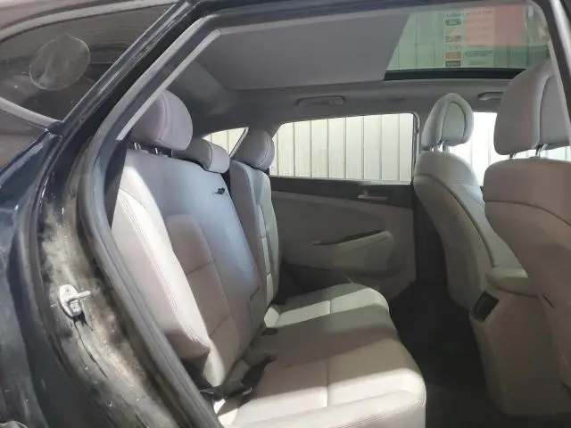 2018 HYUNDAI TUCSON VALUE  