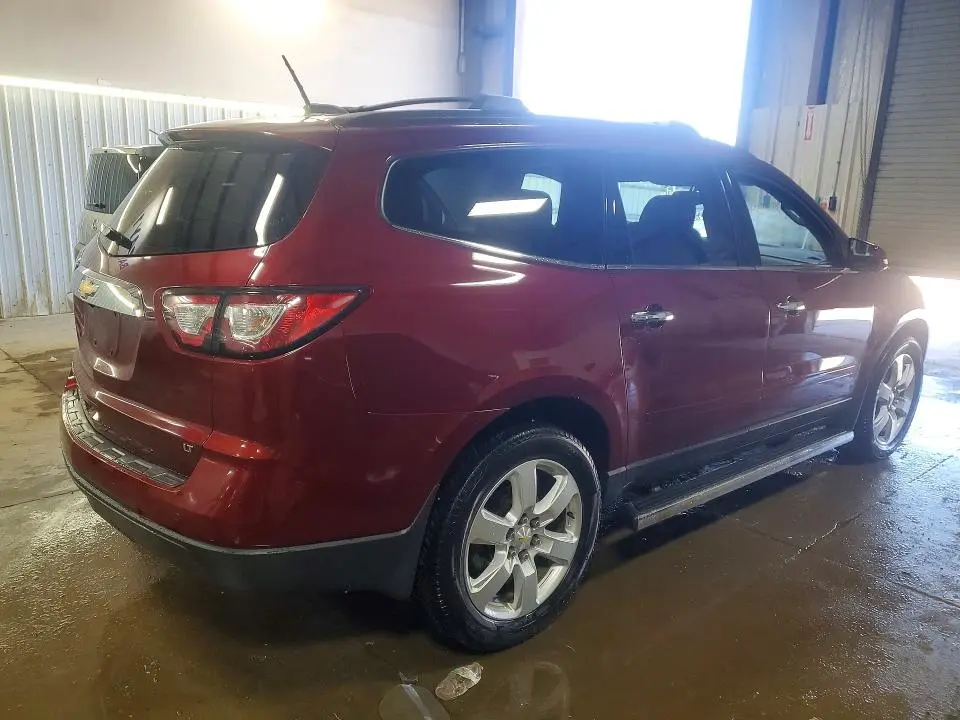 2017 CHEVROLET TRAVERSE LT  