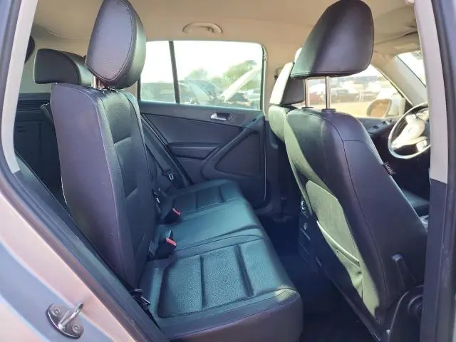 2014 VOLKSWAGEN TIGUAN S