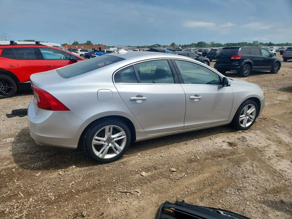 2014 VOLVO S60 T5  