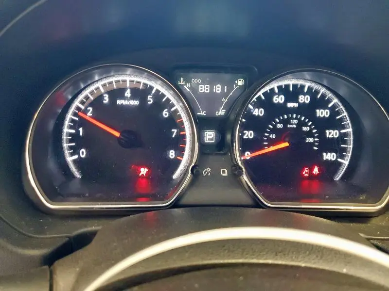 2019 NISSAN VERSA S  