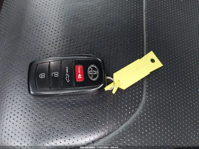 2022 TOYOTA TUNDRA PLATINUM