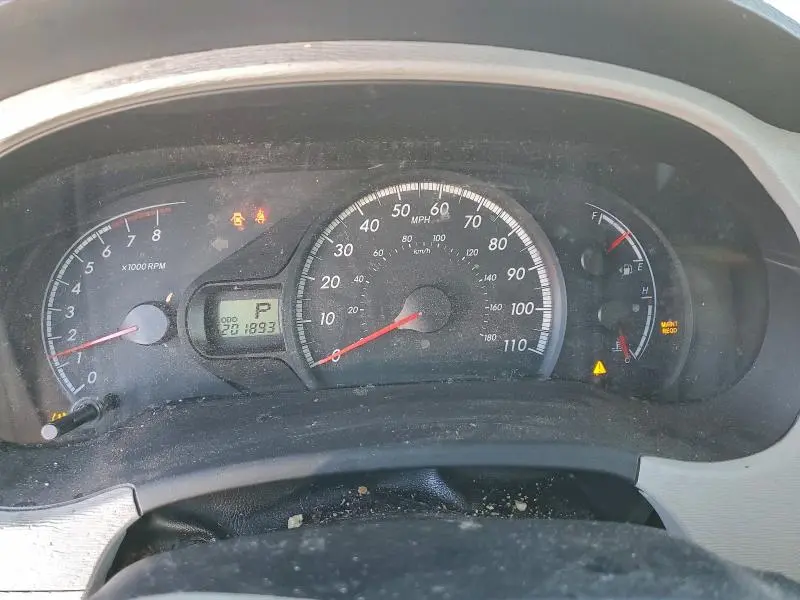 2014 TOYOTA SIENNA LE  