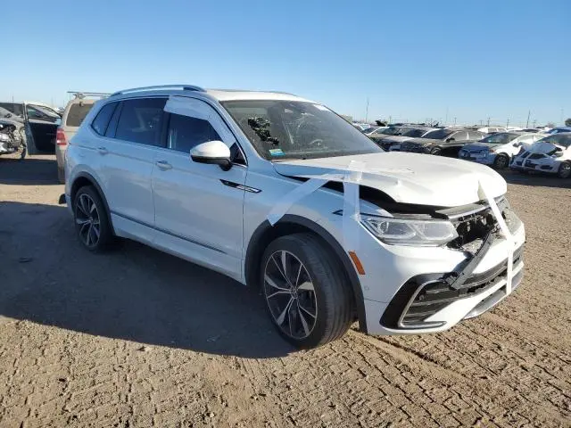 2023 VOLKSWAGEN TIGUAN SEL R-LINE BLACK  