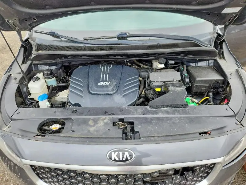2018 KIA SEDONA LX  