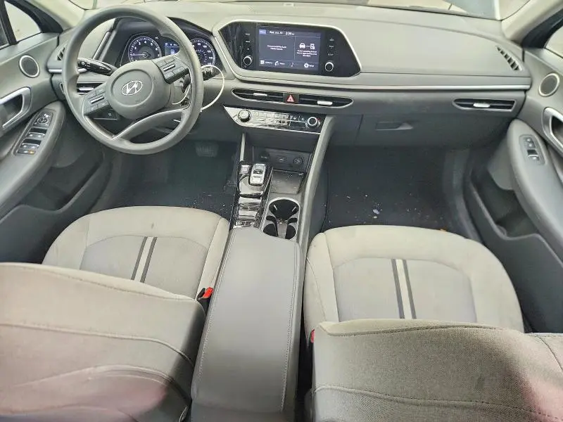 2022 HYUNDAI SONATA SE  