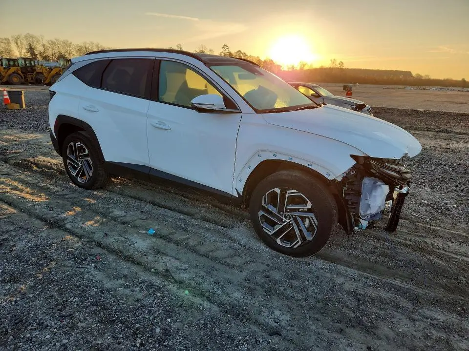 2025 HYUNDAI TUCSON   