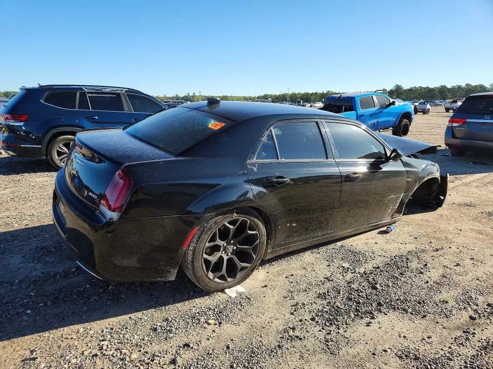 2019 CHRYSLER 300 S  