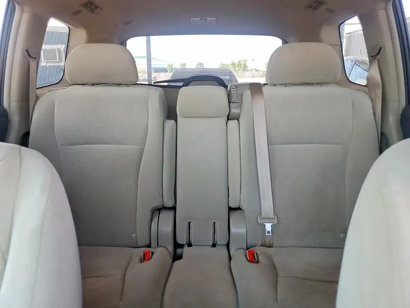 2013 TOYOTA HIGHLANDER PLUS  