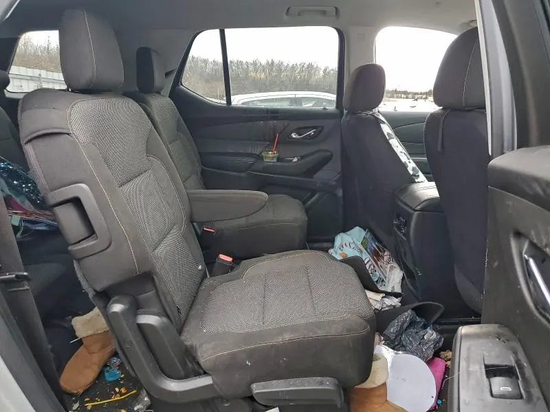 2018 CHEVROLET TRAVERSE LT  