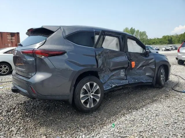 2024 TOYOTA HIGHLANDER HYBRID XLE  