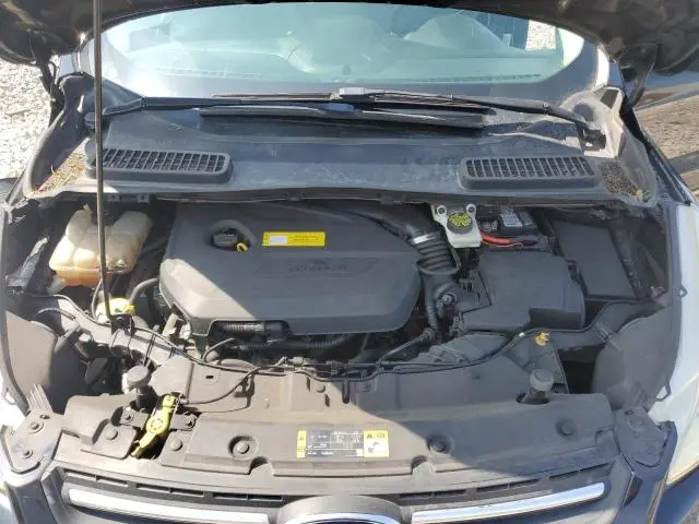 2016 FORD ESCAPE SE  