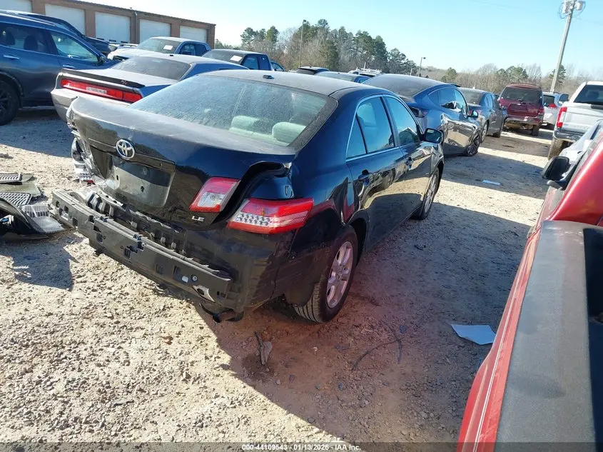 2011 TOYOTA CAMRY LE