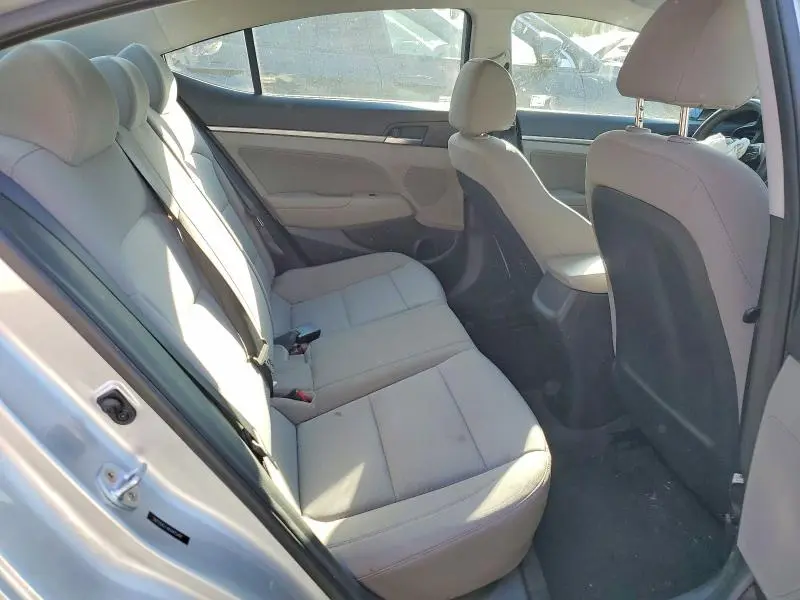 2019 HYUNDAI ELANTRA SEL  