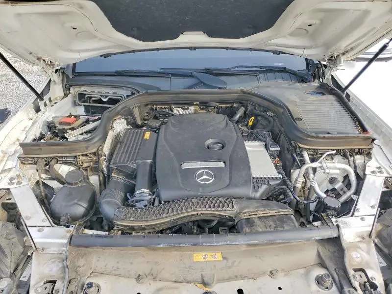 2017 MERCEDES-BENZ GLC 300  