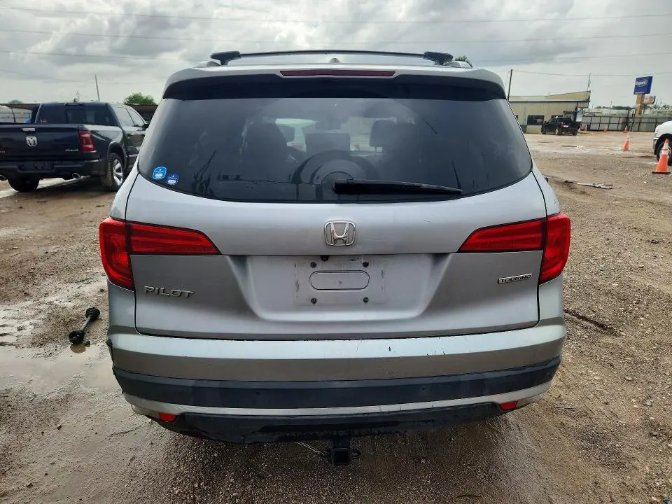 2018 HONDA PILOT TOURING  
