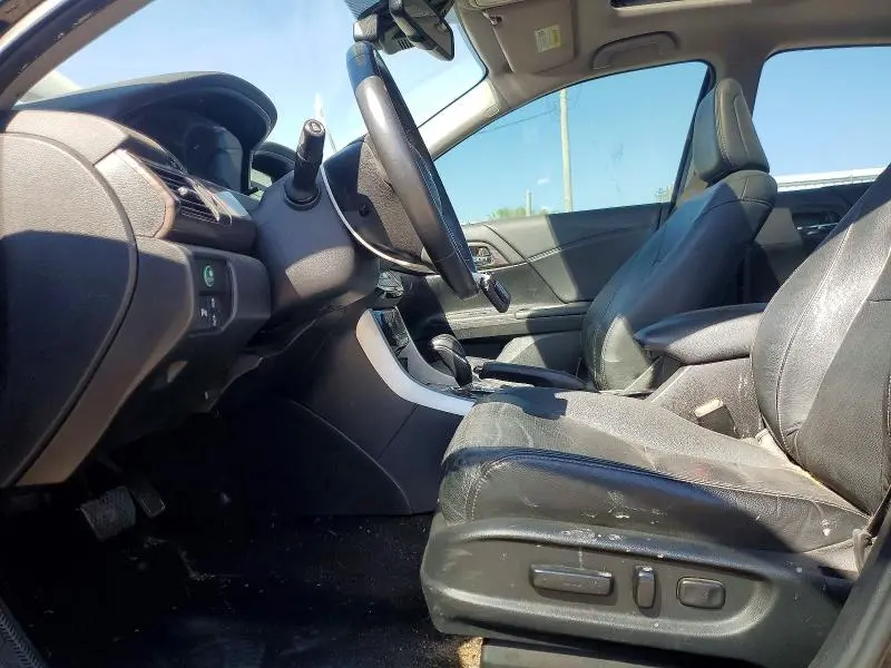 2017 HONDA ACCORD TOURING  