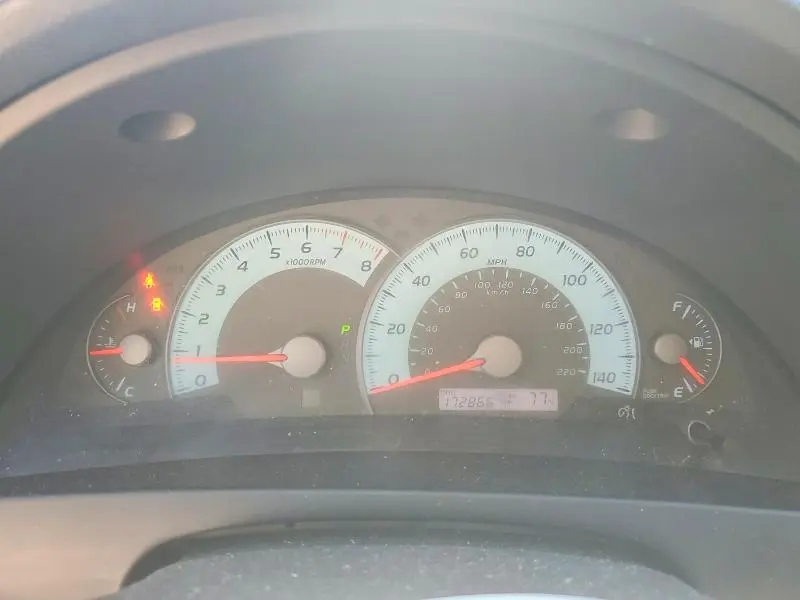 2011 TOYOTA CAMRY SE  