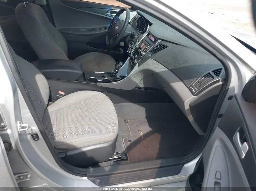 2011 HYUNDAI SONATA GLS
