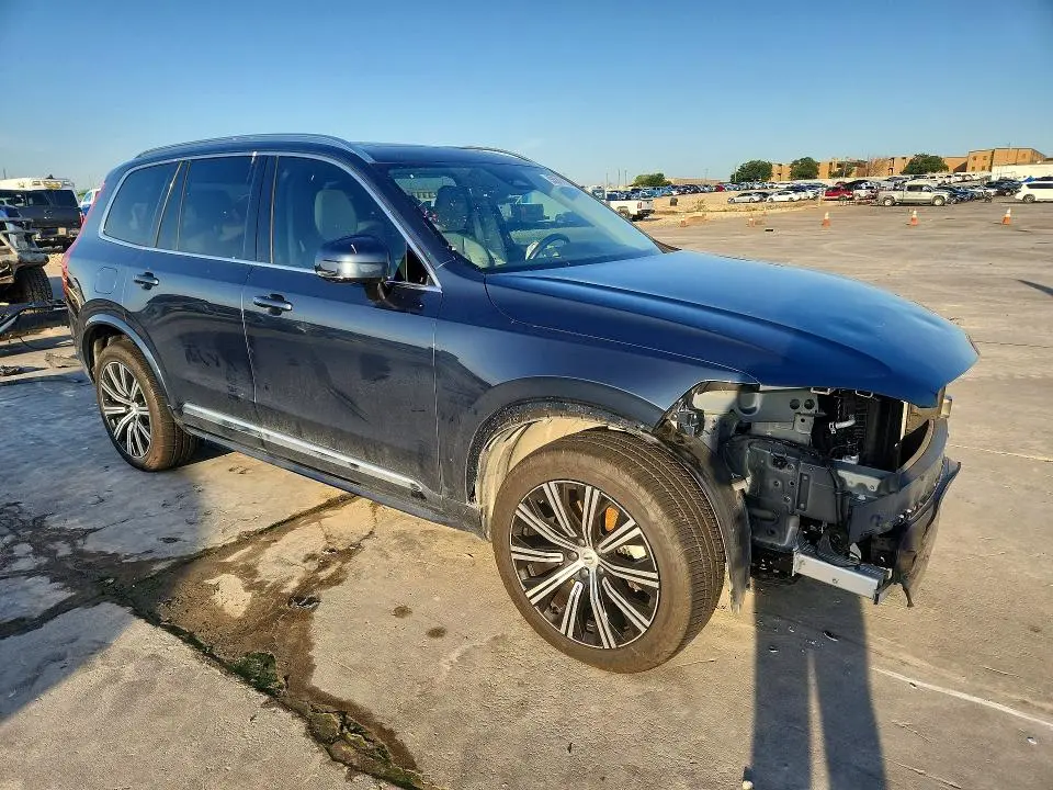 2023 VOLVO XC90 PLUS  