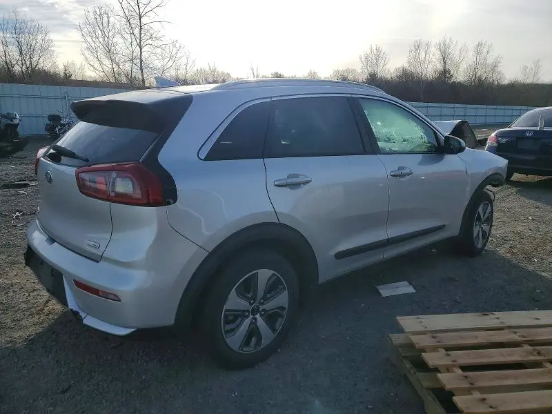 2017 KIA NIRO FE  