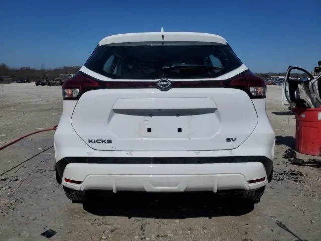 2024 NISSAN KICKS SV  