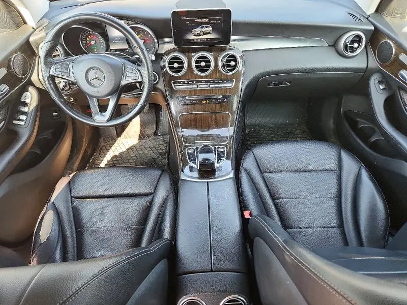 2016 MERCEDES-BENZ GLC 300  