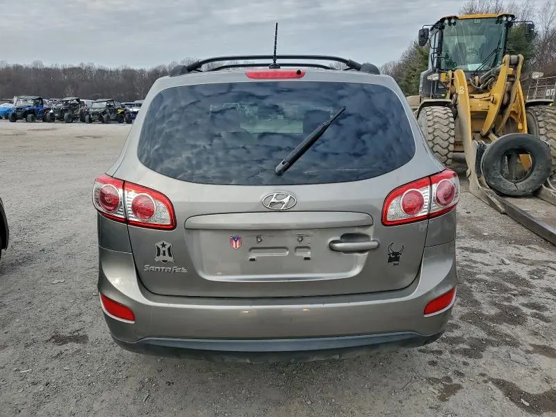 2012 HYUNDAI SANTA FE GLS  