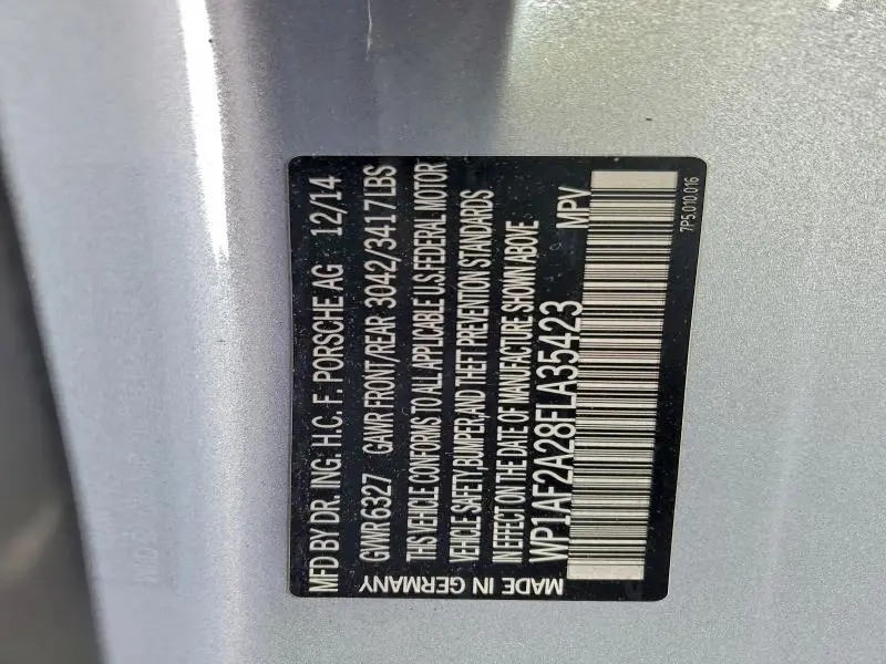 2015 PORSCHE CAYENNE   