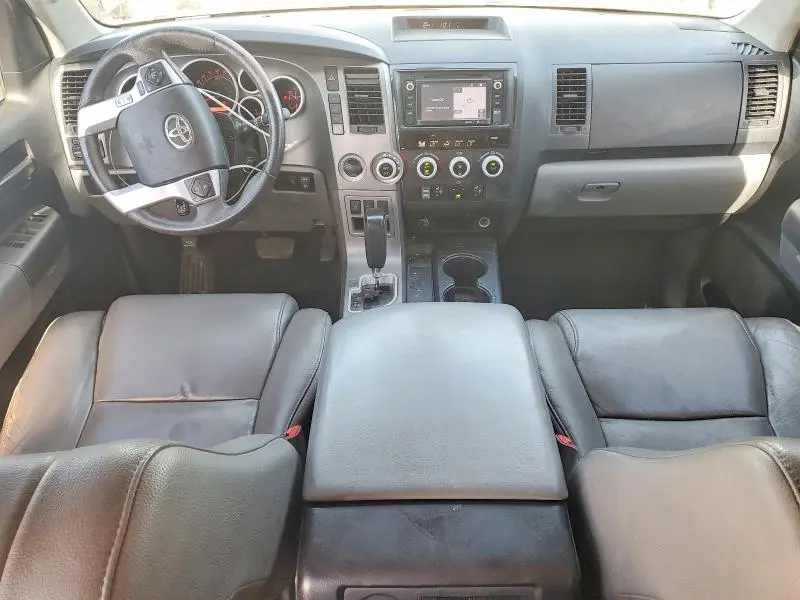 2014 TOYOTA SEQUOIA SR5  