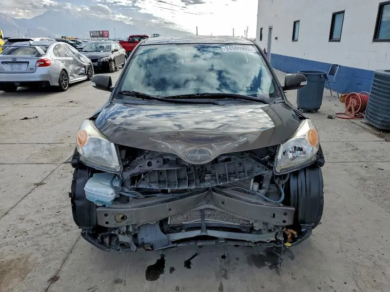 2011 TOYOTA SCION XD   